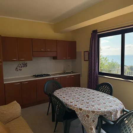 Apartament Residenza Tramonto Sul Mare *